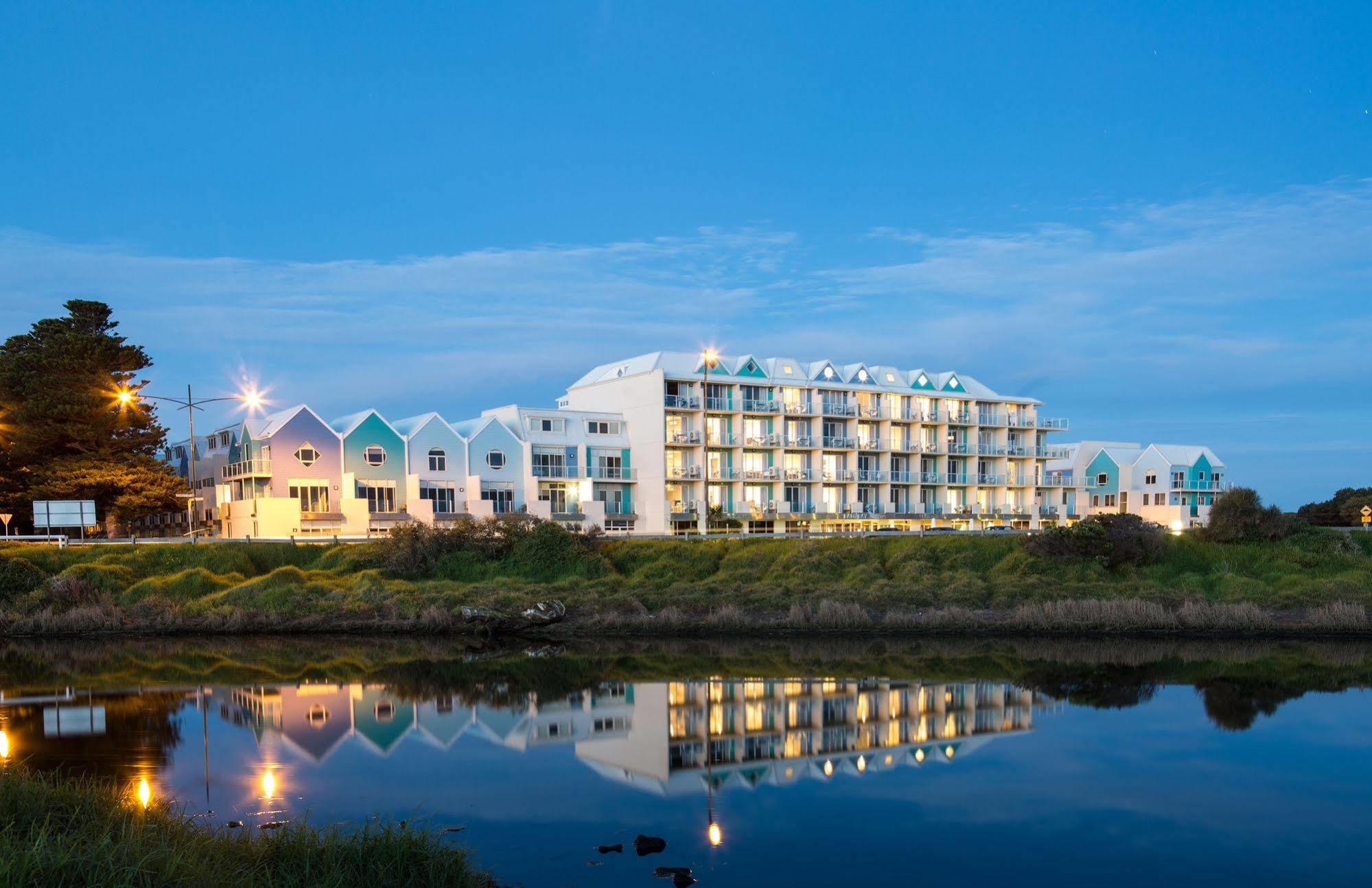 ווארנאמבול Lady Bay Resort מראה חיצוני תמונה